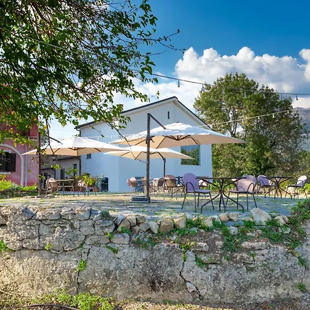 La Vecchia Quercia Lantgård *