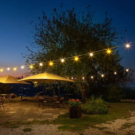 Lantgård La Vecchia Quercia